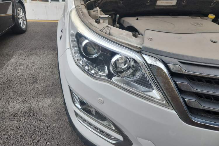 Used Baojun 560 2016 1.8L Manual Luxury Edition