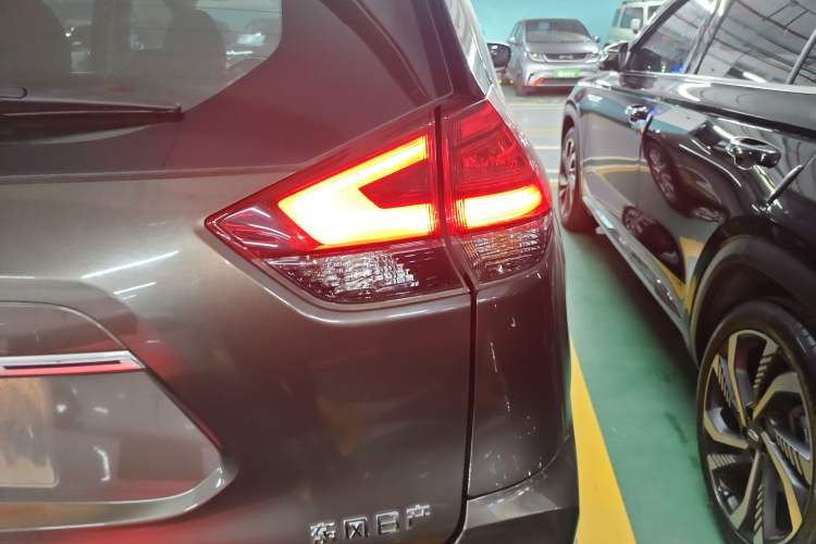 Used Nissan X-Trail 2020 2.0L XL Premium CVT 2WD SmartConnect Luxury Edition