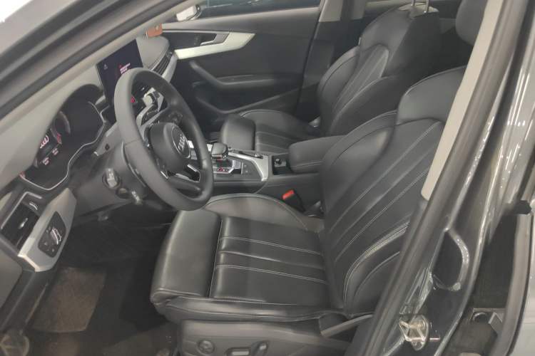 Used Audi A4L 2022 40 TFSI Fashion Dynamic Model
