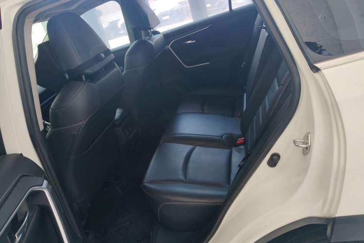 Used Toyota RAV4 2020 2.0L CVT Two-Wheel Drive Fashion PLUS Edition