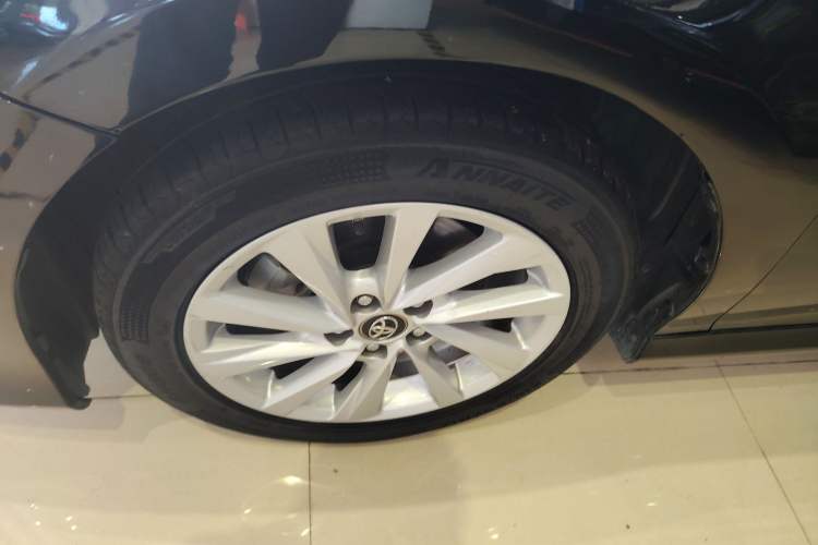 Used Toyota Camry 2021 2.0G Luxury Edition