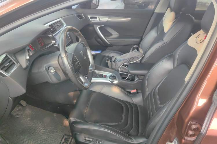 Used DS 6 2014 1.6T Luxury Edition THP160 Left Front Seat