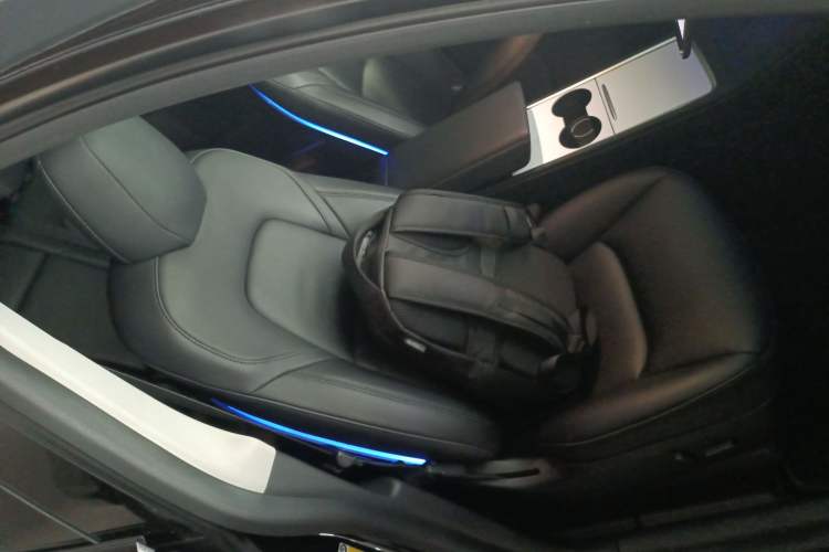 Used Tesla Model Y 2021 Standard Range Rear-Wheel Drive Version