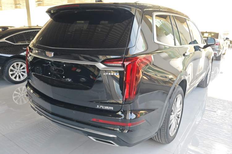 Used Cadillac XT6 2022 2.0T 7-Seater Two-Wheel Drive Luxury Version Rear Right 45 Deg