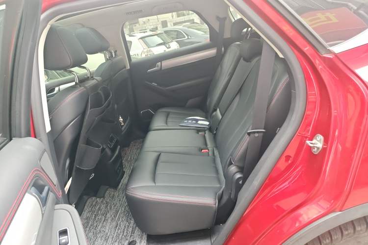 Used BYD Tang New Energy 2018 DM 2.0T All-Wheel Drive Smart Connectivity Luxury Model 7 Seats China V Emission Standard
