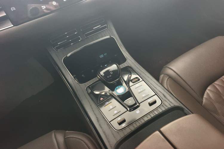 Used BYD Han 2022 DM-i 121KM Luxury Model