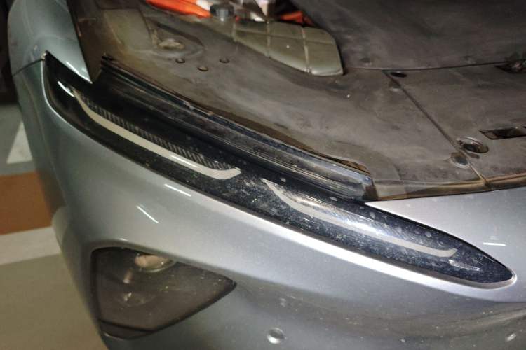 Used Nio ET7 2024 75 kWh Executive Edition Right Front Headlight