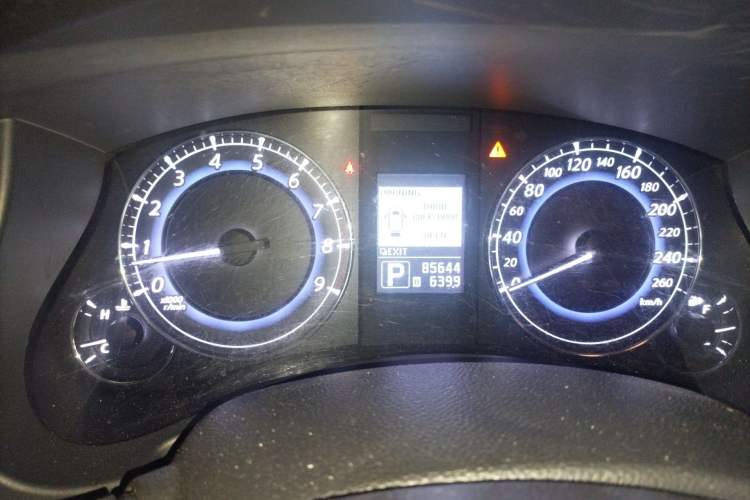 Used Infiniti QX50 2013 2.5L Two-Wheel-Drive Elegant Edition Instrument Cluster