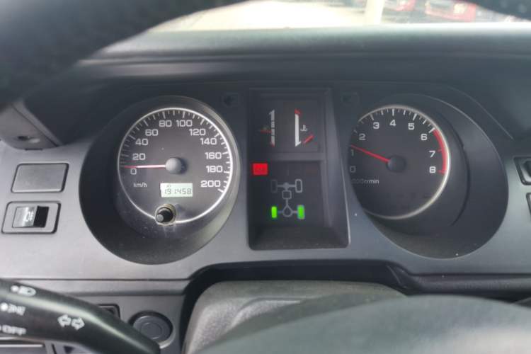 Used Leopaard Heijingang 2009 2.4L Manual Transmission 4x4 China Stage III