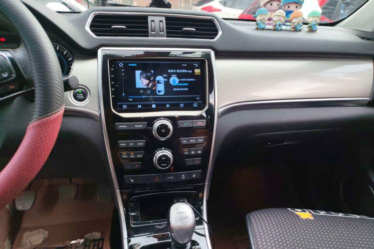 Used Haval H2 2016 Red-Label 1.5T Manual Two-Wheel Drive Luxury Model