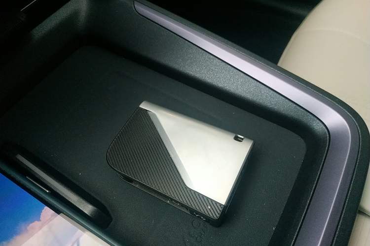 Used Lynk & Co 07 2024 EM-P 126 Long-Range Halo
