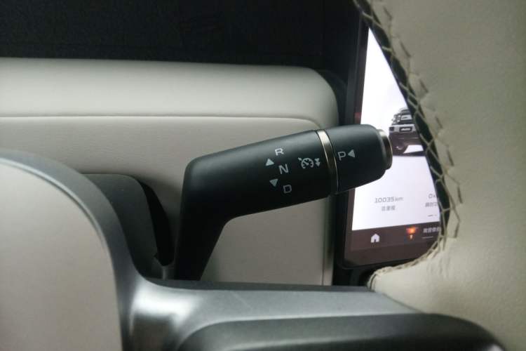 Used iCAR V23 2025 401 Two-Wheel Drive Intelligent Driving Version