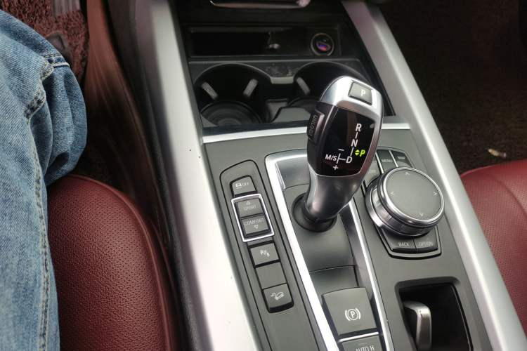 Used BMW X5  Gear Lever