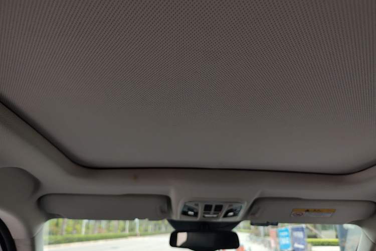 Used Haval H7 2017 Red-Label H7 2.0T Automatic Prestige Model
