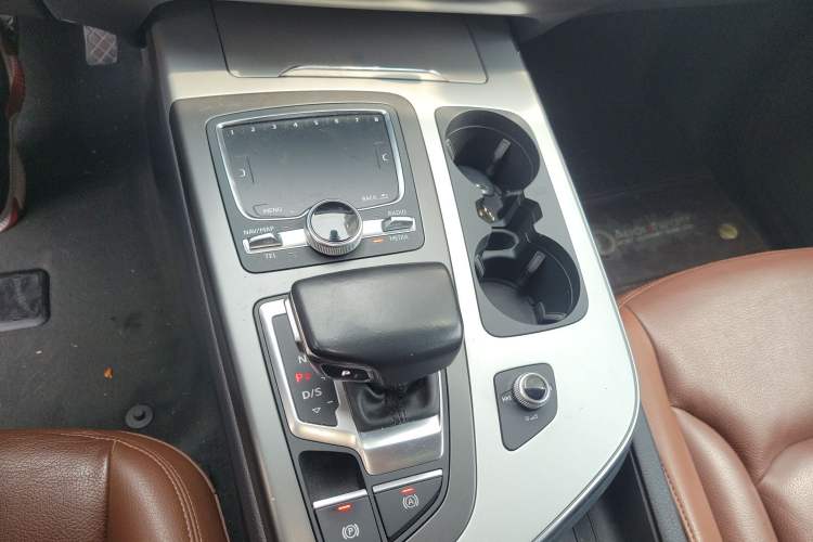 Used Audi Q7 2019 45 TFSI Comfort Model