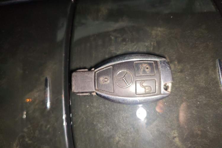 Used Mercedes-Benz R-Class 2017 R 320 4MATIC Business Edition Prestige Model Vehicle Key