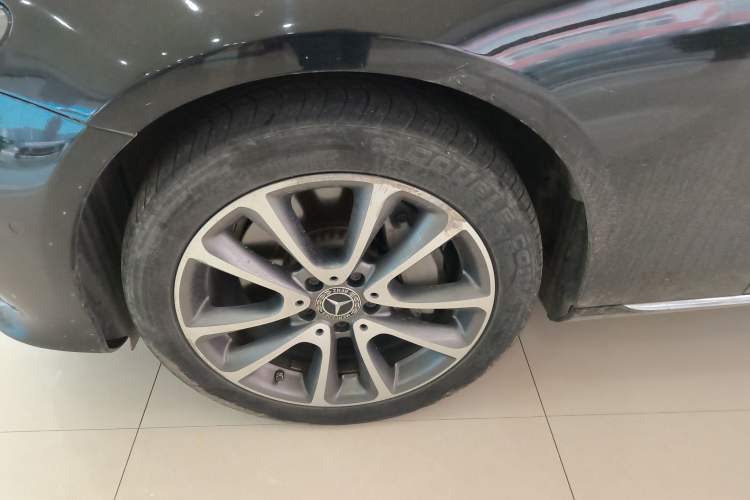 Used Mercedes-Benz E-Class 2019 Facelifted E 300 L Stylish Version
