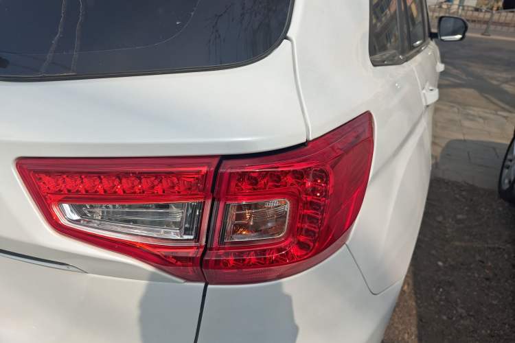 Used CHANGAN CS75 2016 2.0L Manual Comfort Version China V Standard