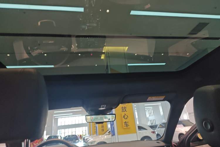 Used Land Rover Range Evoque 2020 249 PS R-DYNAMIC S Blackened Sport Technology Edition Headliner