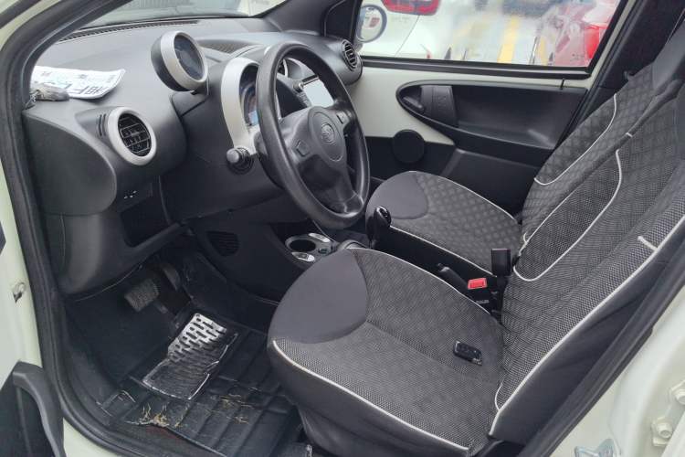 Used BYD F0 2015 1.0L AMT XuanKu Model Left Front Seat