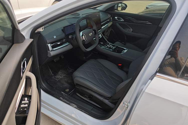 Used Geely Galaxy A7 2025 Model EM-i 150km Exploration+ Edition