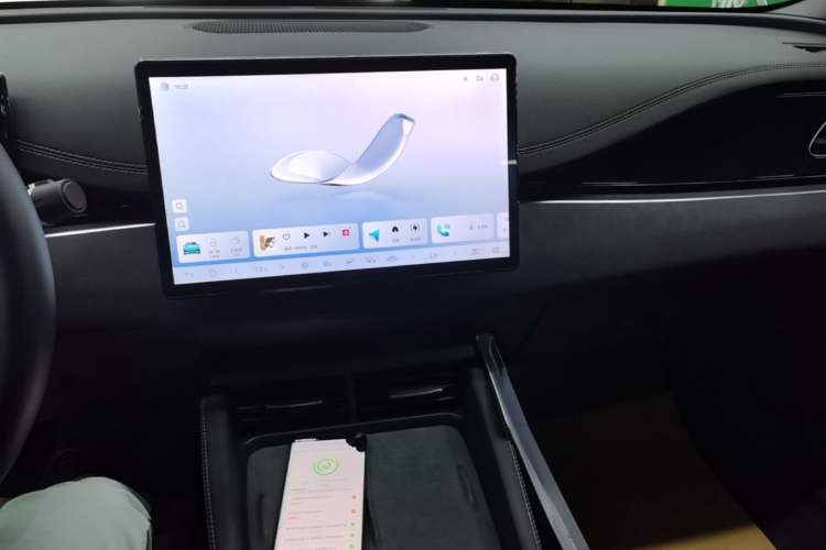 Used BYD Seal 06 New Energy 2025 DM-i Smart Drive 120KM Deluxe Model Audio And AC Panel