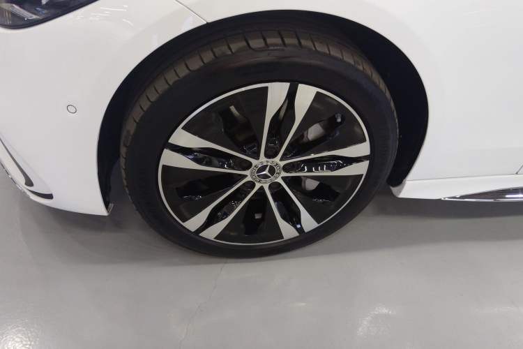 Used Mercedes-Benz C-Class New Energy 2025 C 350 eL Left Front Wheel Hub