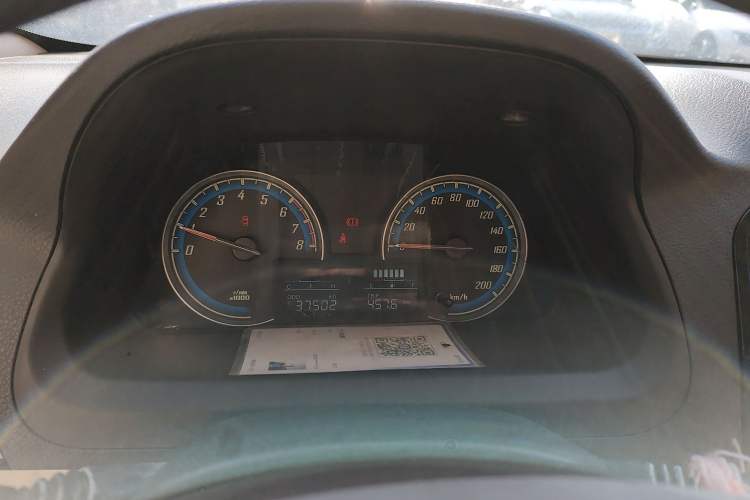 Used Baojun 730 2014 1.5L manual Comfort version 7 seats