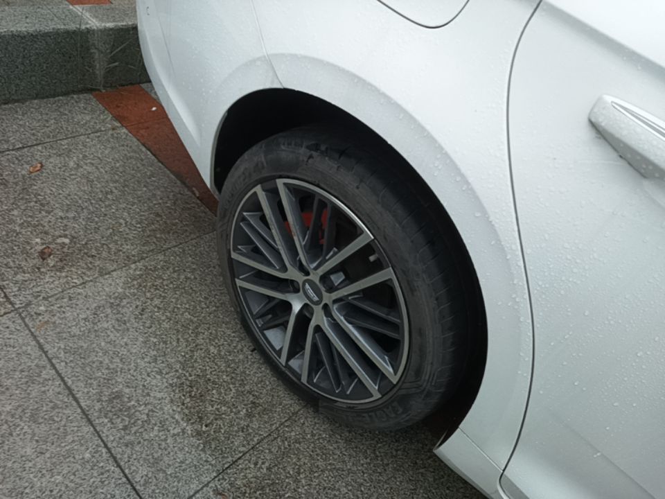 Geely Auto Preface 2023 2.0TD Prestige Version — снимка 11