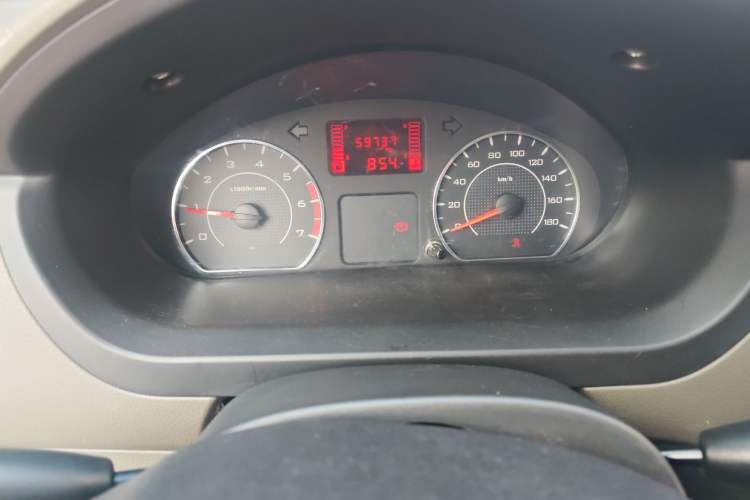 Used Wuling Rongguang V 2016 1.5L Practical Version
