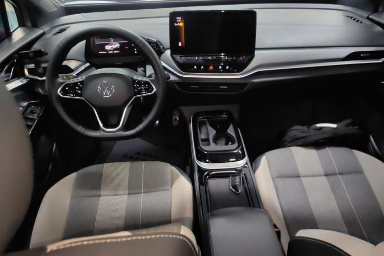 Used Volkswagen ID.4 CROZZ 2021 Long-Range PURE+ Two-Wheel Drive Version