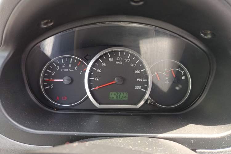 Used Wuling Hongguang 2010 1.2L Base Version China IV Standard Instrument Cluster