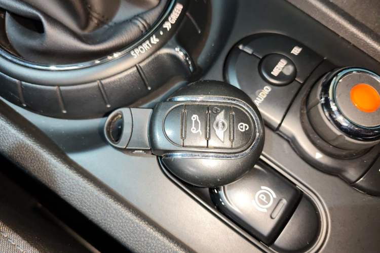 Used MINI Clubman 2016 Revised 1.5T COOPER
