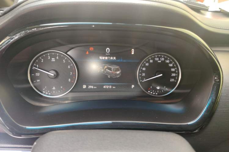 Used Buick GL8 2020 Land Cruiser Executive Class 652T Comfort Model
