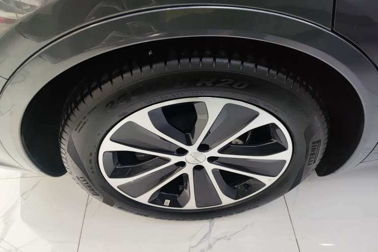 Used Hima Luxeed R7 2024 Pure Electric 667km Pro