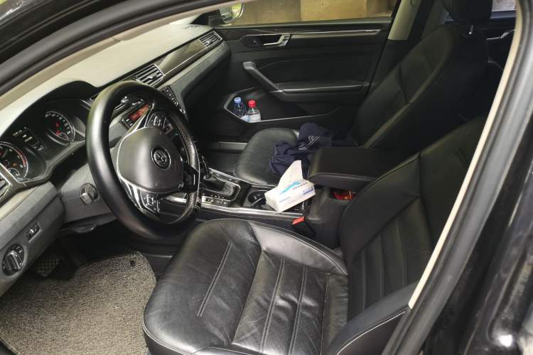 Used Volkswagen Passat 2016 330TSI DSG Prestige Edition Left Front Seat