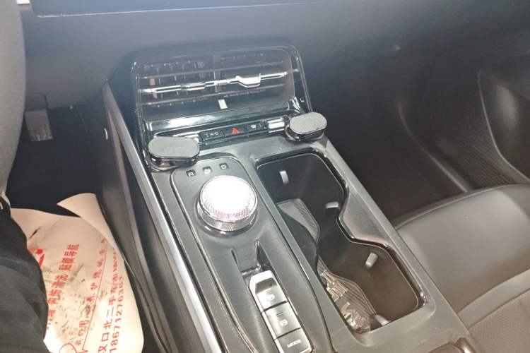 Used Wuling E5 2024 510 km Standard Version Gear Lever