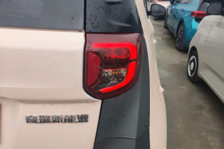 Used Chery QQ Little Ant 2022 Sweet Pink Edition Half-Sugar Version Lithium Iron Phosphate 30 kW 301 km