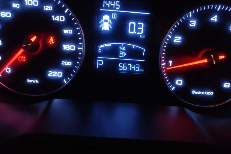 Used Roewe RX3 2020 1.6L CVT 4G Connected Ultra-Cool Flagship Edition