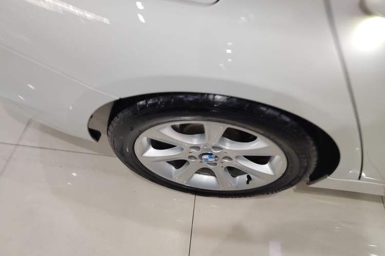 Used BMW 3 Series 2015 328Li Fashion Model Right Rear Wheel Hub