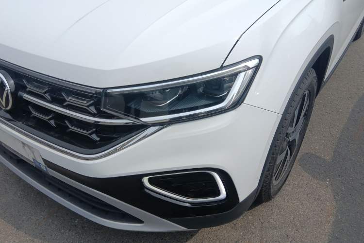 Used Volkswagen Tayron 2024 300TSI Two-Wheel-Drive Luxury Plus Advanced Version Left Front Headlight