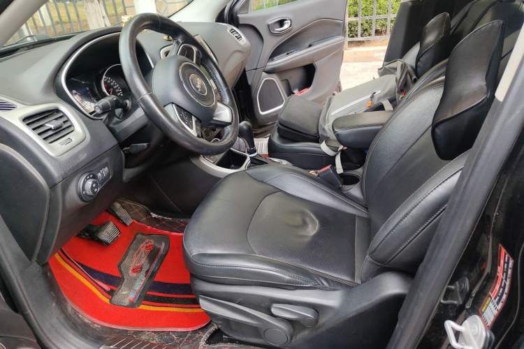 Used Jeep Compass 2017 200T Automatic Family Edition Left Front Seat