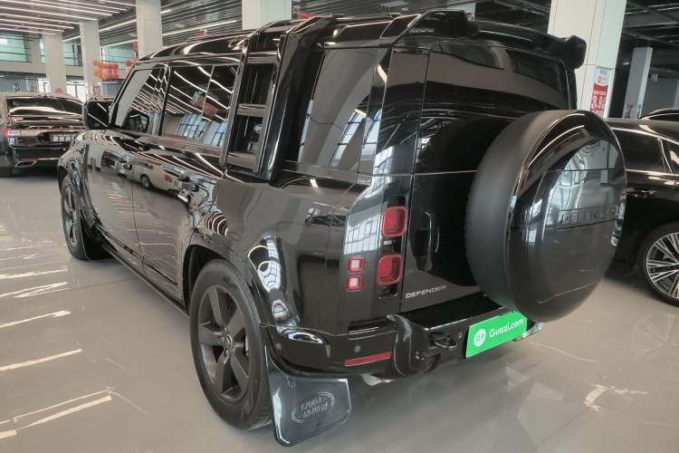 Used Land Rover Defender 2024 110 3.0T P400 X-DYNAMIC HSE
