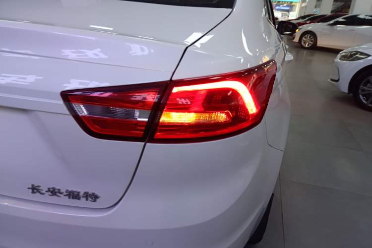 Used Ford Escort 2015 1.5L Manual Comfort Model Right Rear Taillight