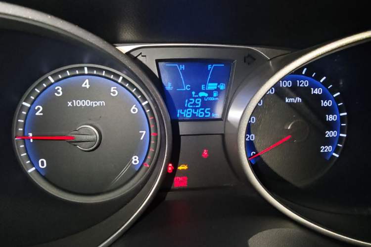 Used Hyundai ix35 2012 2.0L Manual Two-Wheel Drive New Edition GL
