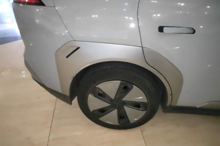 Used AION Y 2023 Plus 610 Enjoy Edition