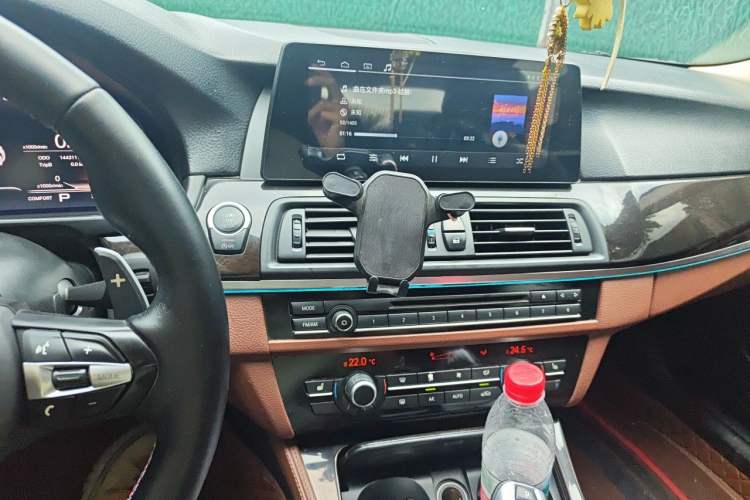 Used BMW 5 Series 2017 525Li Leading Model
