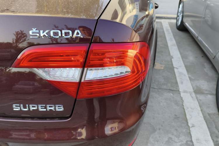 Used Skoda Superb 2013 1.4TSI DSG Sport Edition