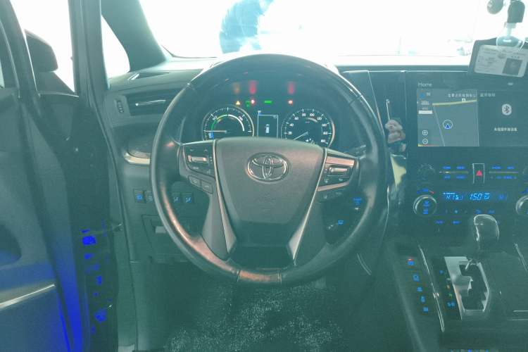 Used Toyota Vellfire 2021 Crown Dual-Engine 2.5L HV Supreme Edition
