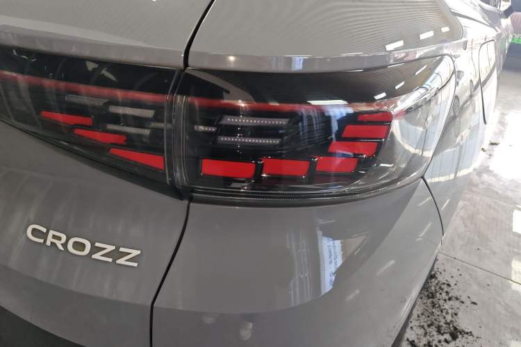 Used Volkswagen ID.4 CROZZ 2021 Long-Range PRO Two-Wheel Drive Version